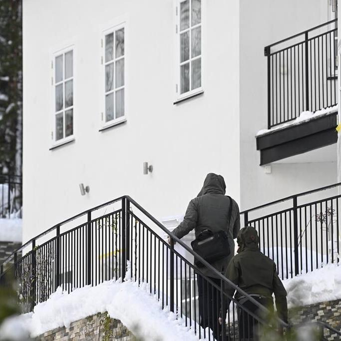 Sweden arrests 2 suspected spies in predawn raid